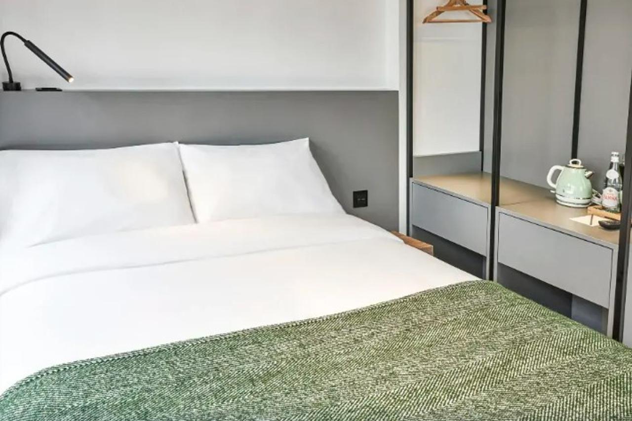 Urbanwood Ap Lei Chau Hotel Hongkong Buitenkant foto